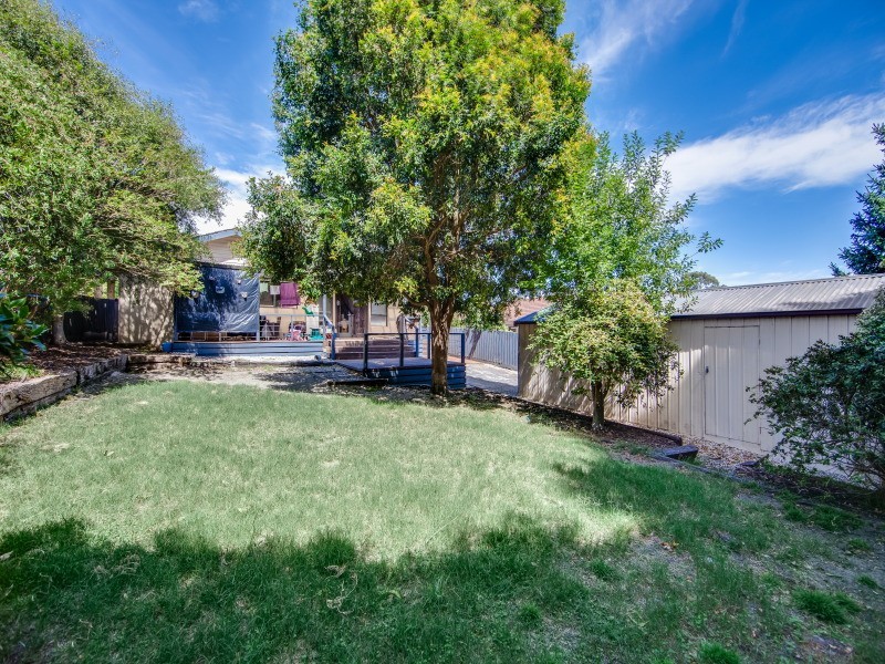 8 Blaxland Avenue, Frankston South VIC 3199