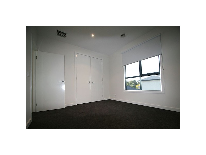 1/30 Warringa Road, Frankston South VIC 3199