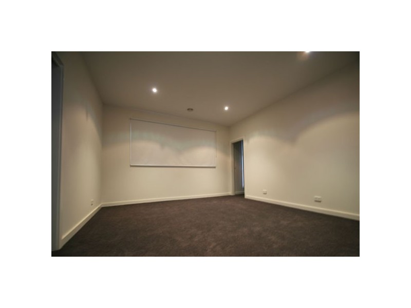 1/30 Warringa Road, Frankston South VIC 3199