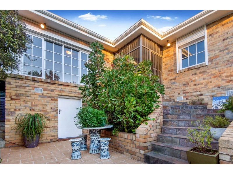 16 The Crest, Frankston South VIC 3199