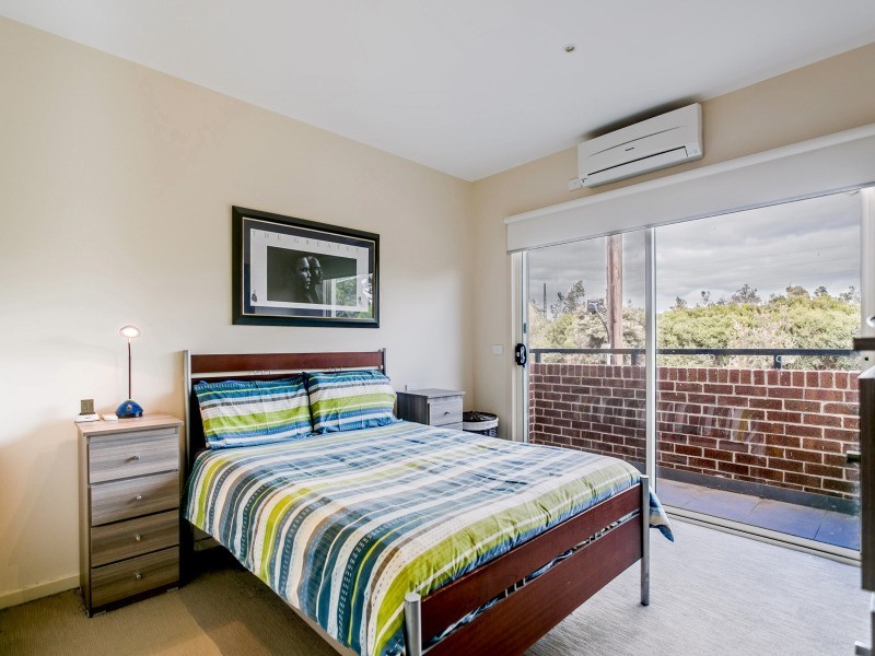 1/115-116 Railway Parade, Seaford VIC 3198