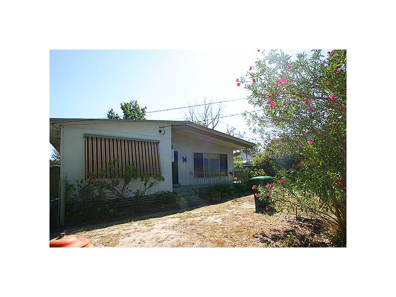 25 Norfolk Crescent, Frankston North VIC 3200