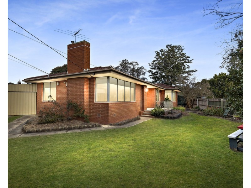 4 Abor Court, Frankston VIC 3199