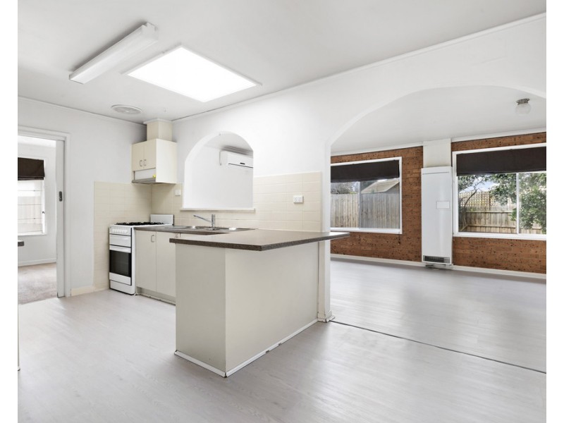 4 Abor Court, Frankston VIC 3199