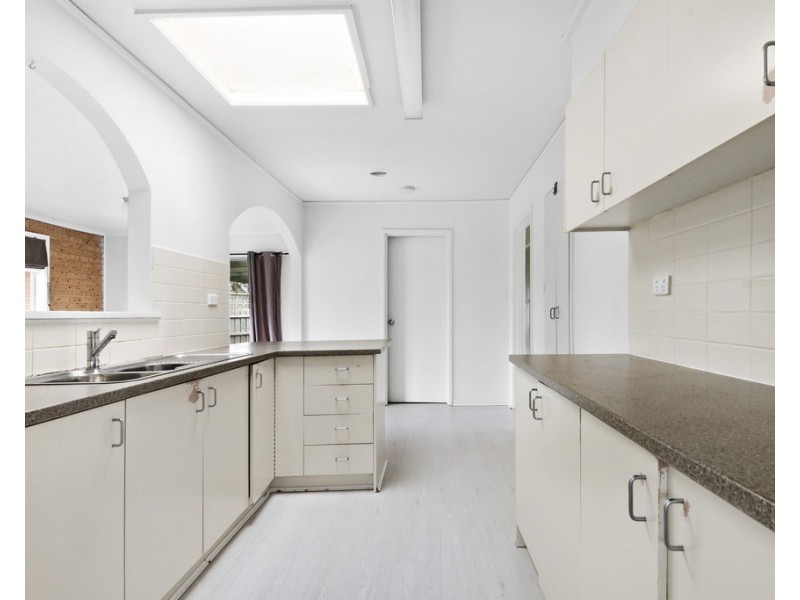 4 Abor Court, Frankston VIC 3199