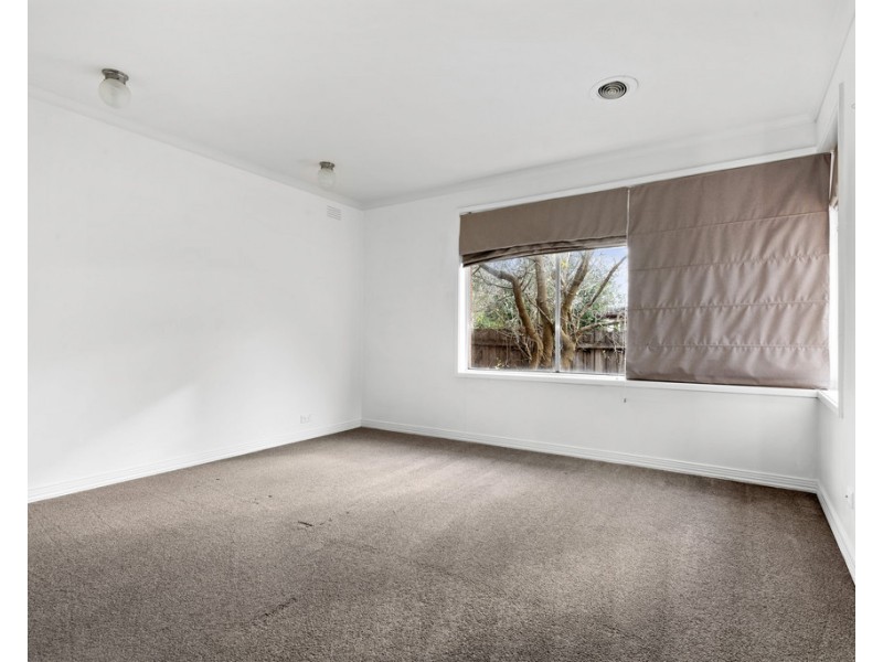 4 Abor Court, Frankston VIC 3199