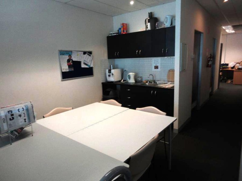 1B/241 Blackburn Road, Mount Waverley VIC 3149