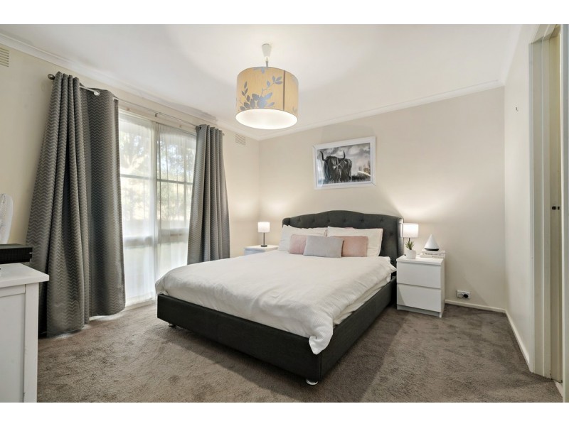 9 Samantha Court, Frankston VIC 3199