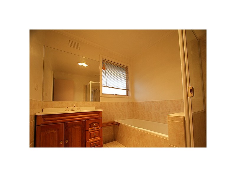 86 Lipton Drive, Frankston VIC 3199