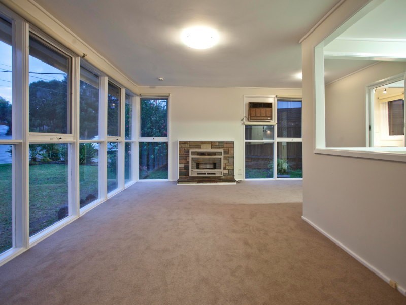 4 Fingal Drive, Frankston VIC 3199