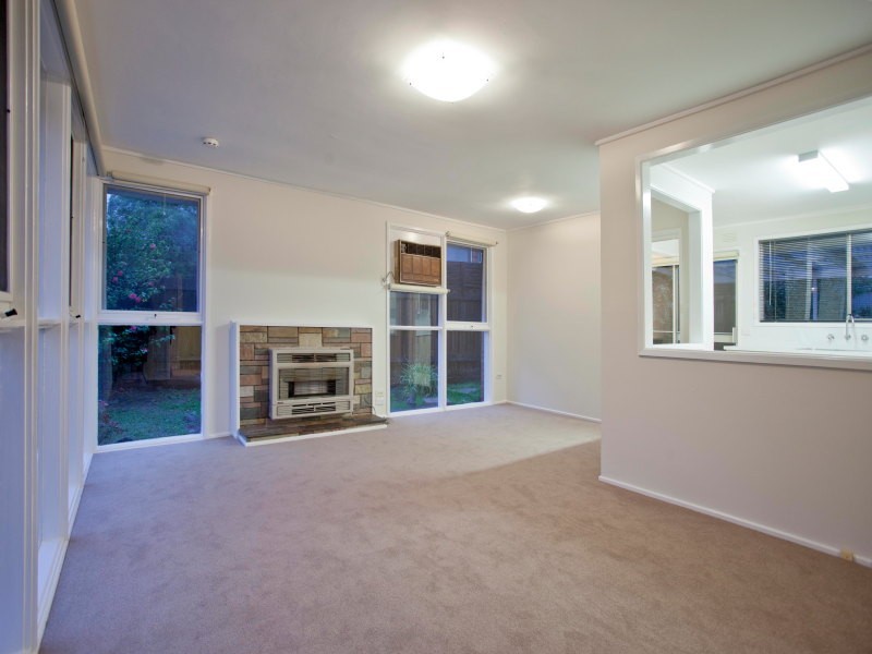 4 Fingal Drive, Frankston VIC 3199