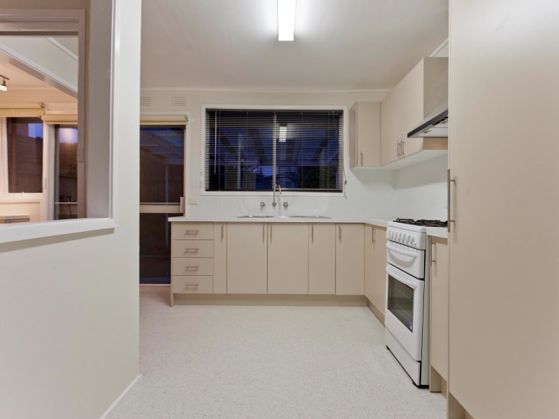 4 Fingal Drive, Frankston VIC 3199