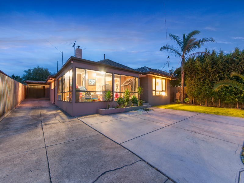 20 Hamilton Grove, Frankston South VIC 3199