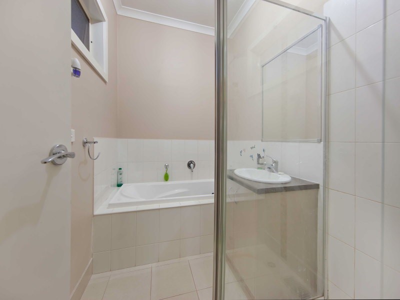 1/22 Hillpark Drive, Mornington VIC 3931