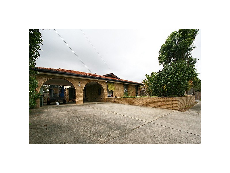 76 Grimwade Crescent, Frankston VIC 3199