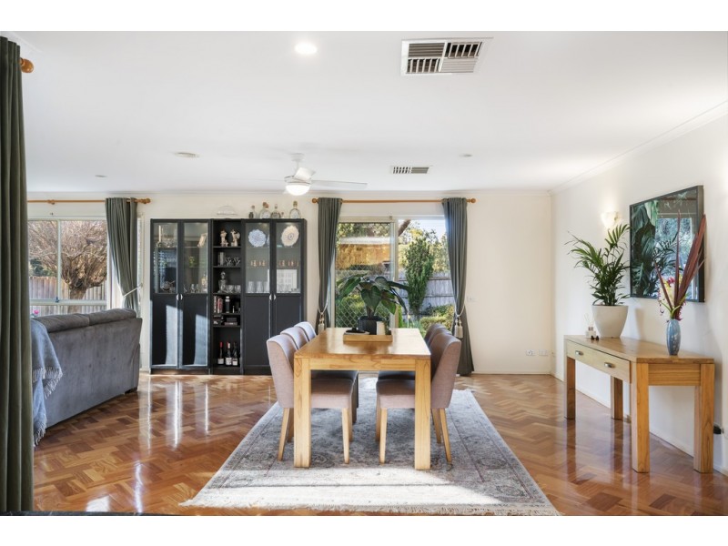 13 Trafalgar Square, Frankston South VIC 3199