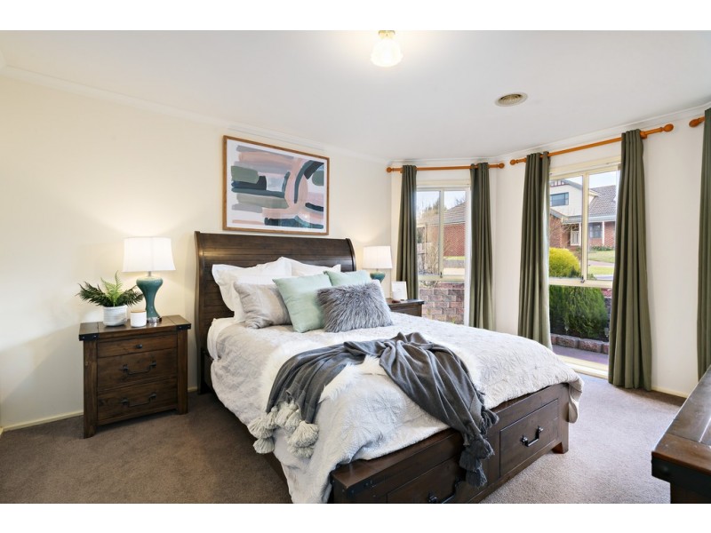 13 Trafalgar Square, Frankston South VIC 3199