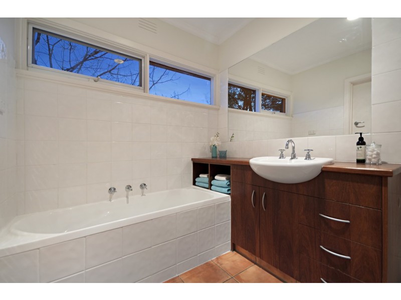 16 Watson Street, Frankston South VIC 3199