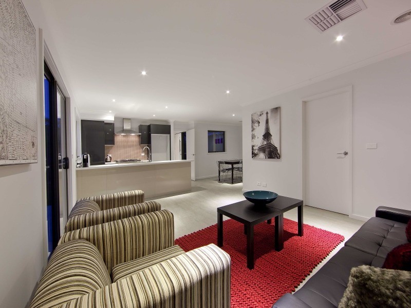 2/23 Bayview Road, Frankston VIC 3199