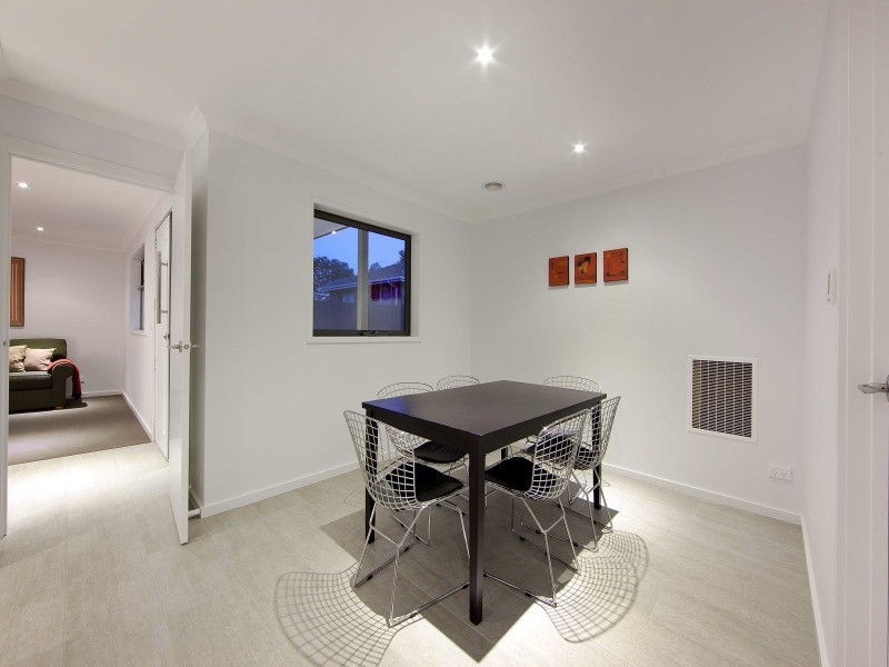 2/23 Bayview Road, Frankston VIC 3199