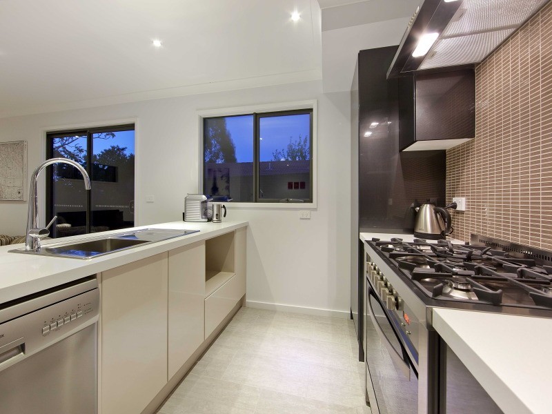 2/23 Bayview Road, Frankston VIC 3199