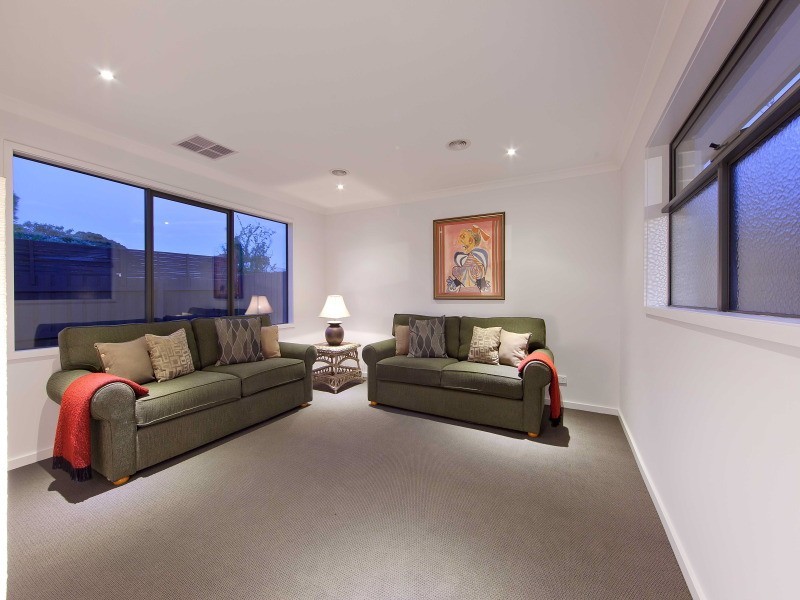 2/23 Bayview Road, Frankston VIC 3199