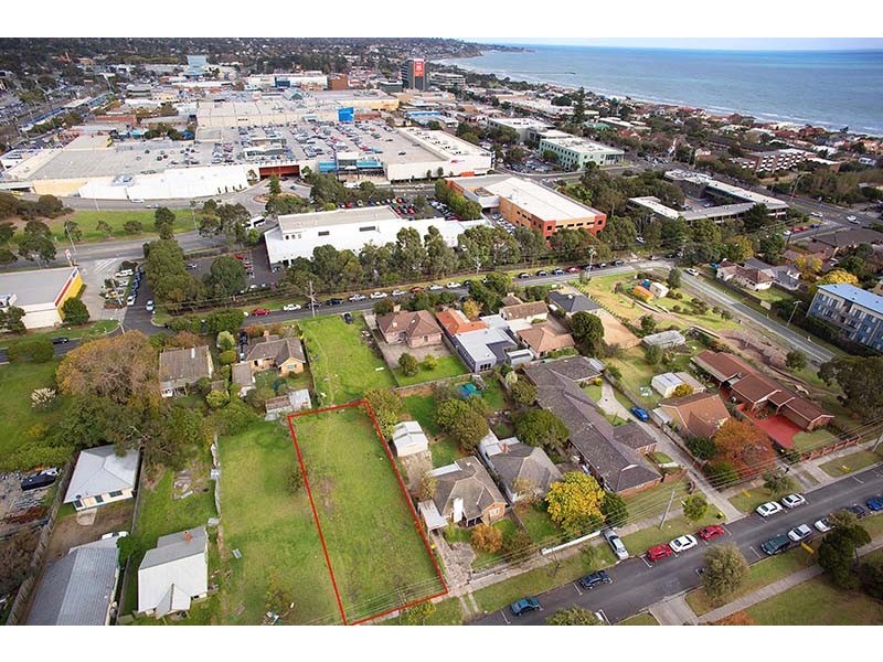 13 Ebdale Street, Frankston VIC 3199