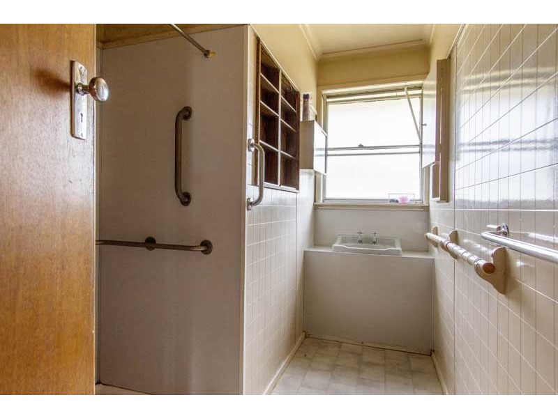 37 Hodgins Crescent, Frankston North VIC 3200