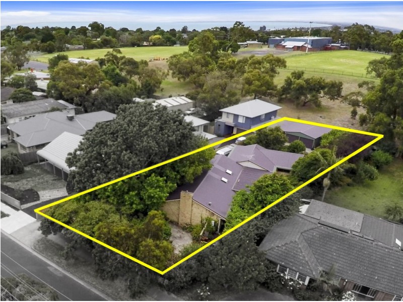 15 Baileyana Street, Frankston South VIC 3199