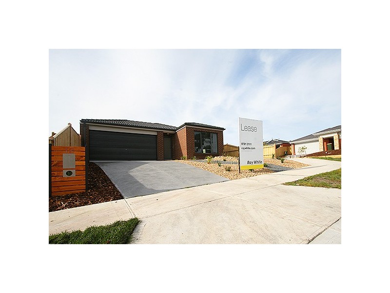 12 Alluvian Way, Carrum Downs VIC 3201