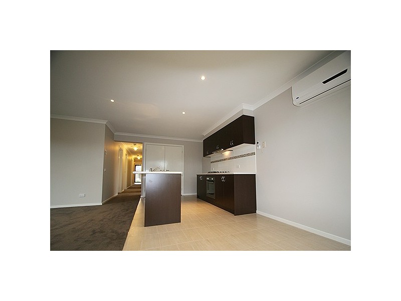 12 Alluvian Way, Carrum Downs VIC 3201