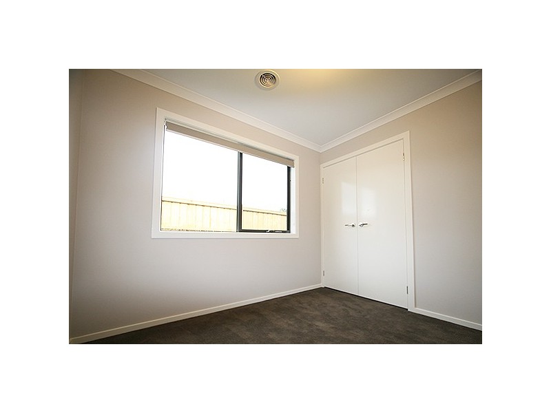 12 Alluvian Way, Carrum Downs VIC 3201