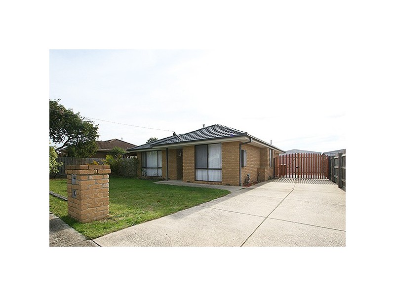 37 Luscombe Avenue, Carrum Downs VIC 3201