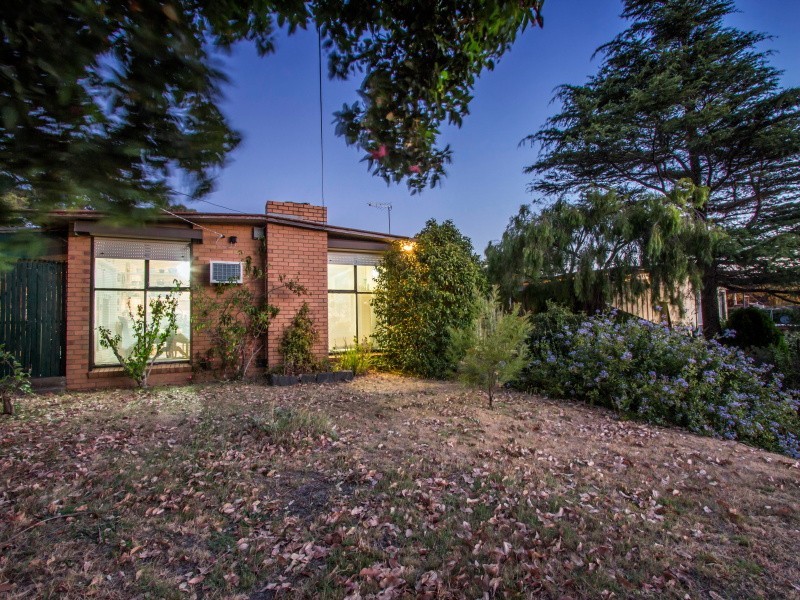 12 Frawley Street, Frankston VIC 3199