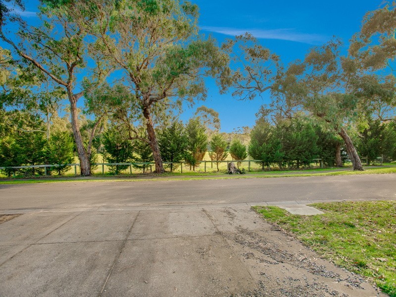 122 Union Road, Langwarrin VIC 3910