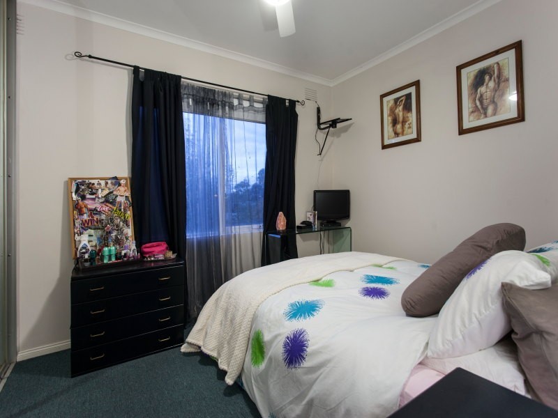 2/15 Duncan Avenue, Seaford VIC 3198