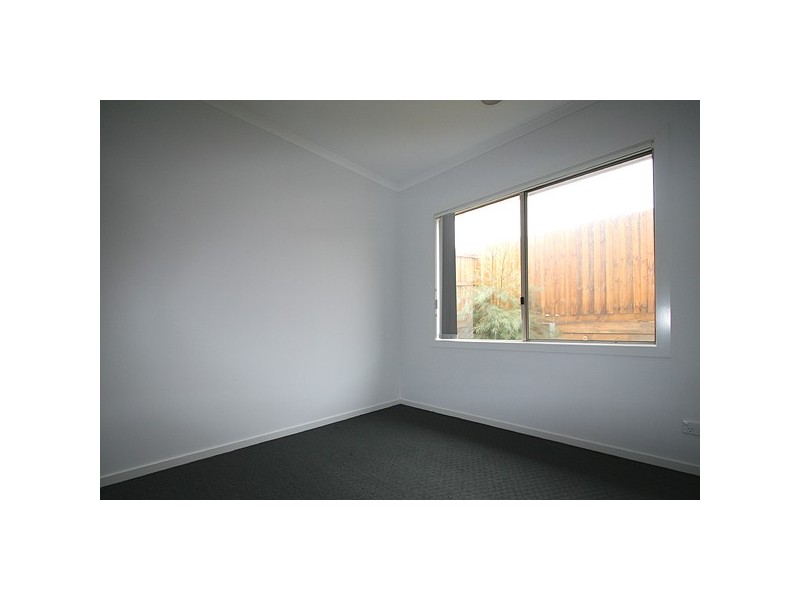 29/105 McMahons Road, Frankston VIC 3199