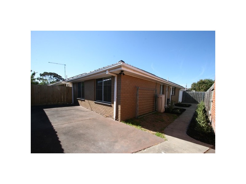 4/7 Colin Avenue, Frankston VIC 3199