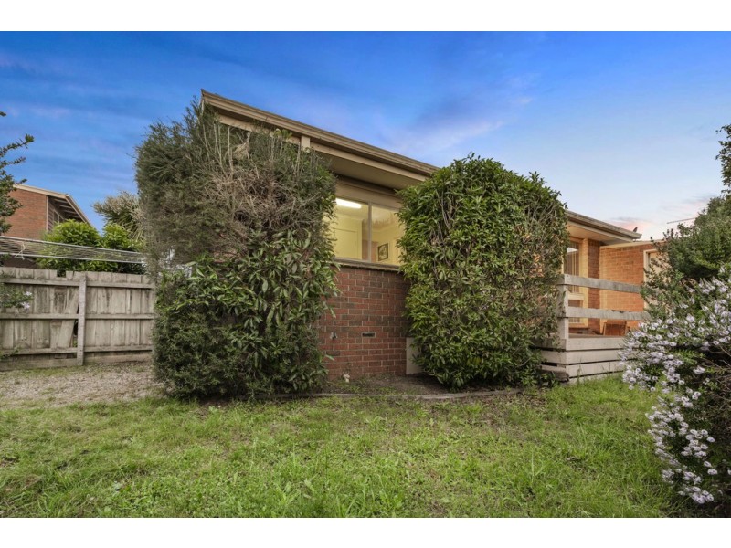 2/15-21 Napier Street, Mornington VIC 3931