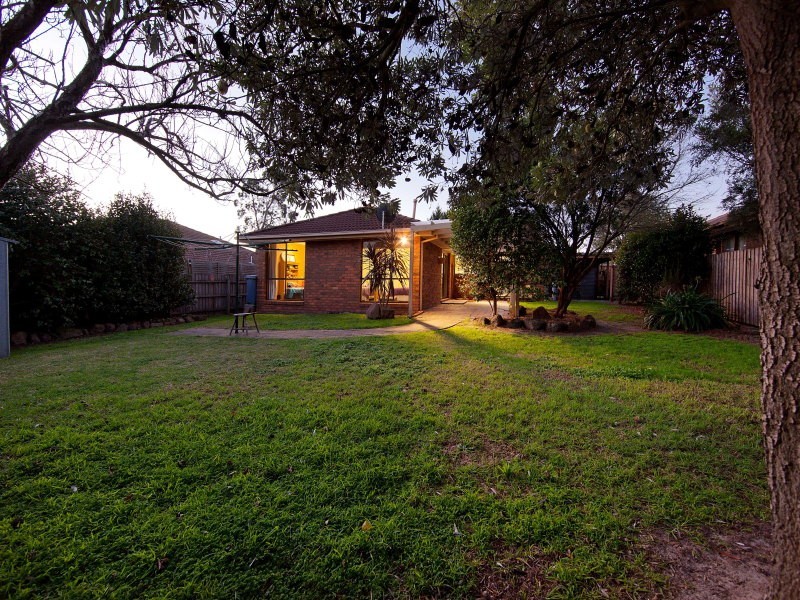 101 Dunsterville Crescent, Frankston VIC 3199