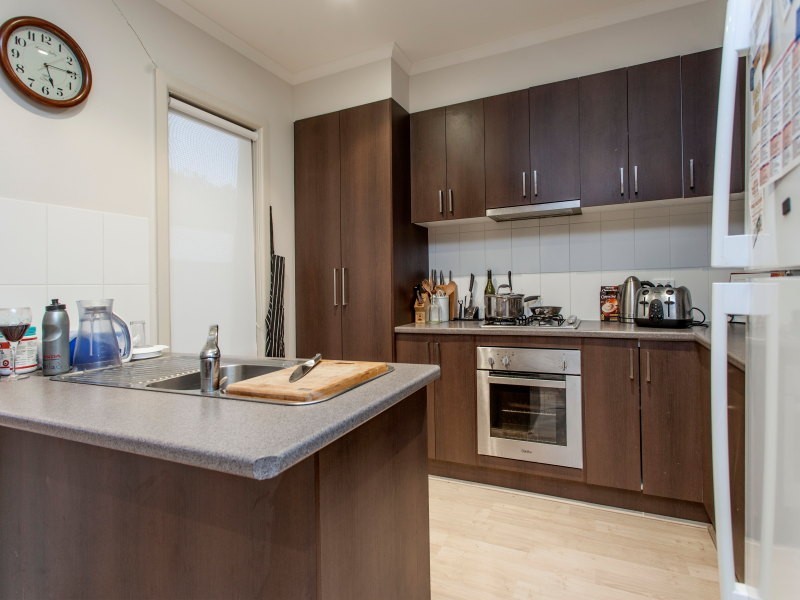 2/5 Heath Avenue, Frankston VIC 3199