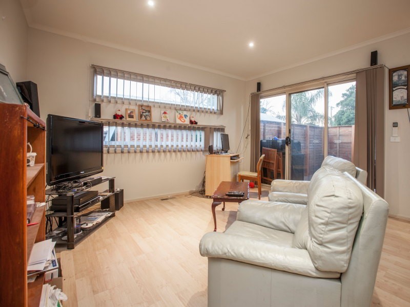 2/5 Heath Avenue, Frankston VIC 3199