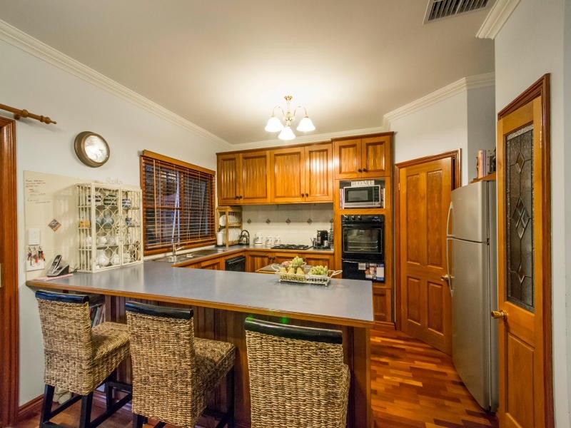 19 Mapiti Court, Frankston VIC 3199