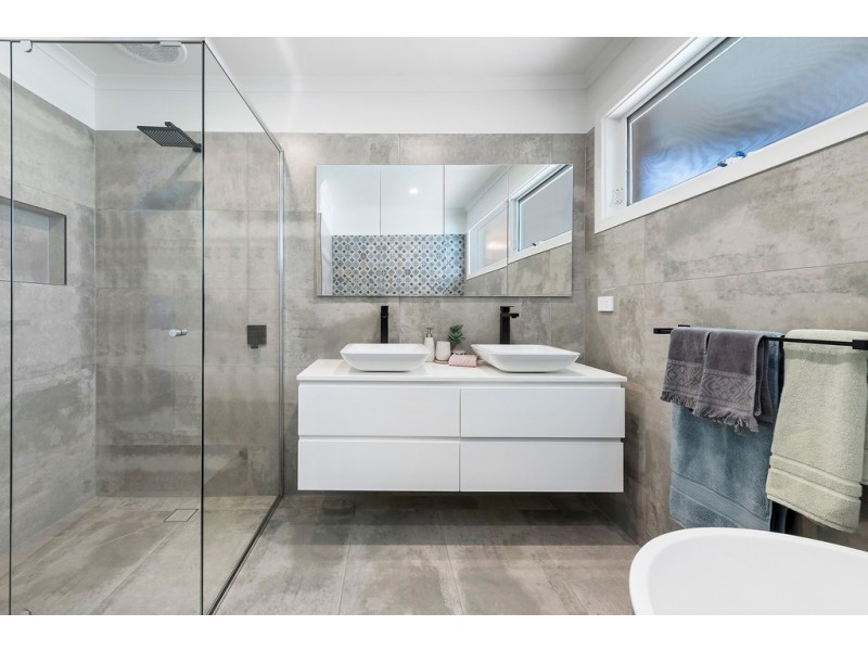 10 Furneaux Court, Frankston VIC 3199