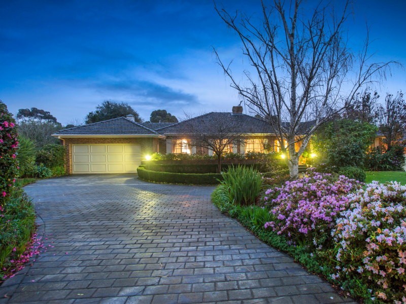 9 Glenbrook Close, Frankston South VIC 3199