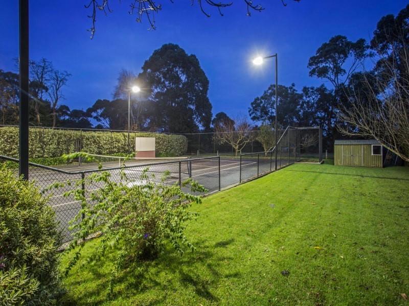 9 Glenbrook Close, Frankston South VIC 3199