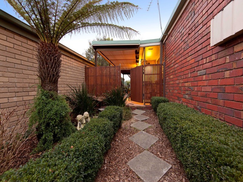 61 Bondi Avenue, Frankston VIC 3199