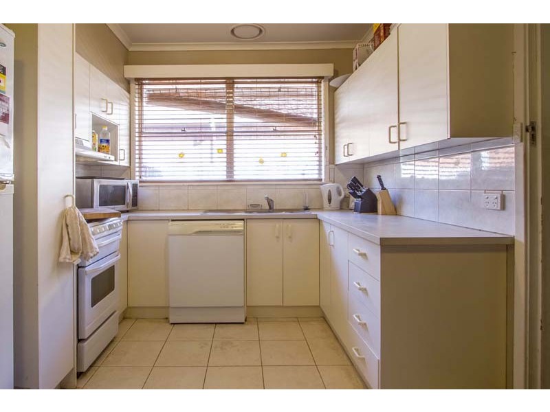 9 Ribbon Court, Frankston North VIC 3200