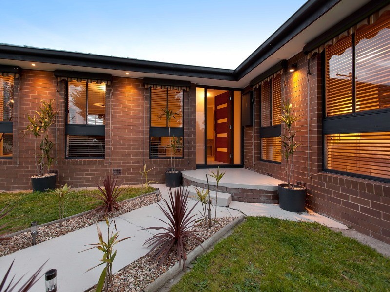 6 Muirfield Court, Frankston VIC 3199