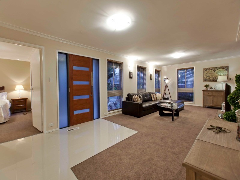 6 Muirfield Court, Frankston VIC 3199